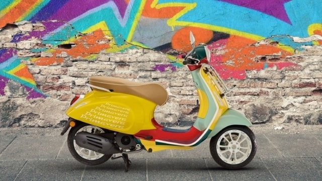 Vespa primavera x Sean Wotherspoon ini memang keren banget sih!
